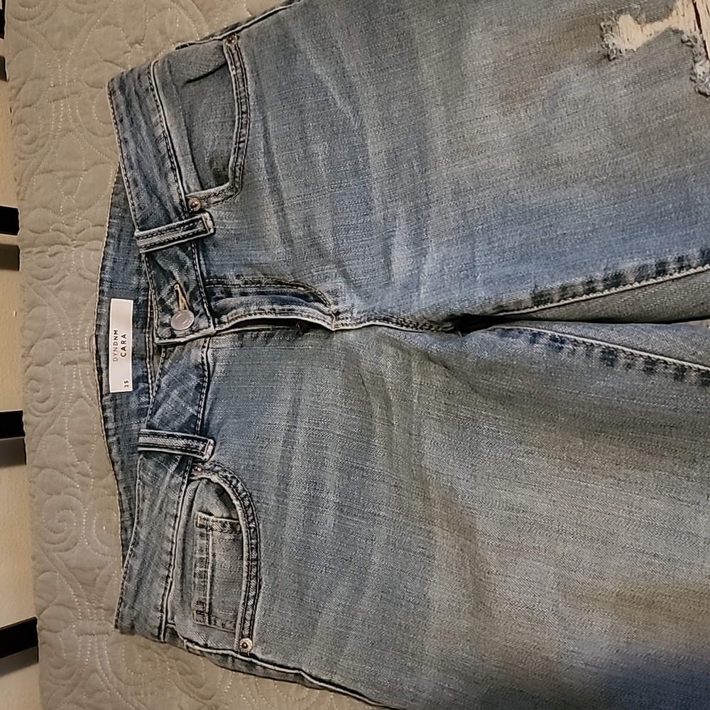 DYNDMN blue distressed cropped jean size 25